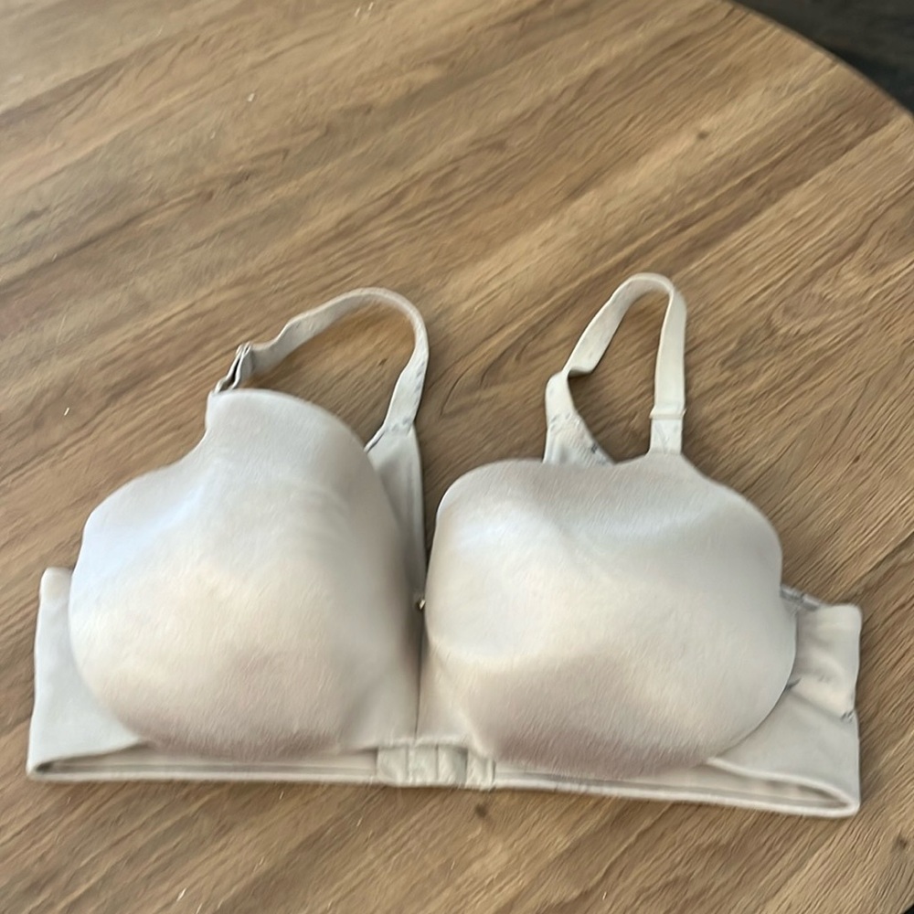 Cacique 40DD bra nude